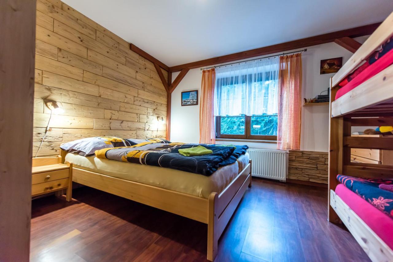 Apartmany Domino Zelezna Ruda Exterior photo